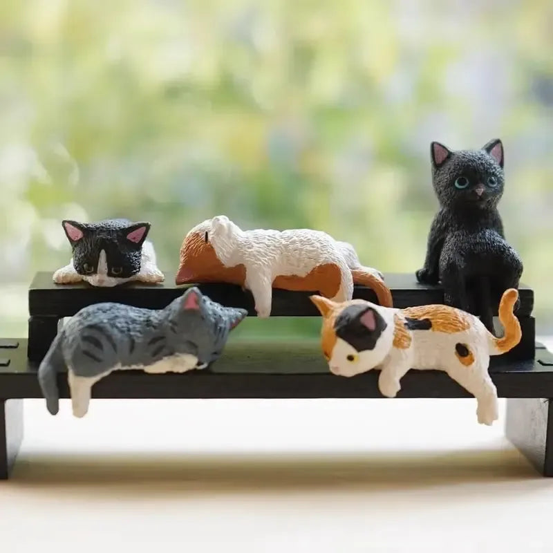 Hand-Painted Mini Cat Figurines – Set of 5